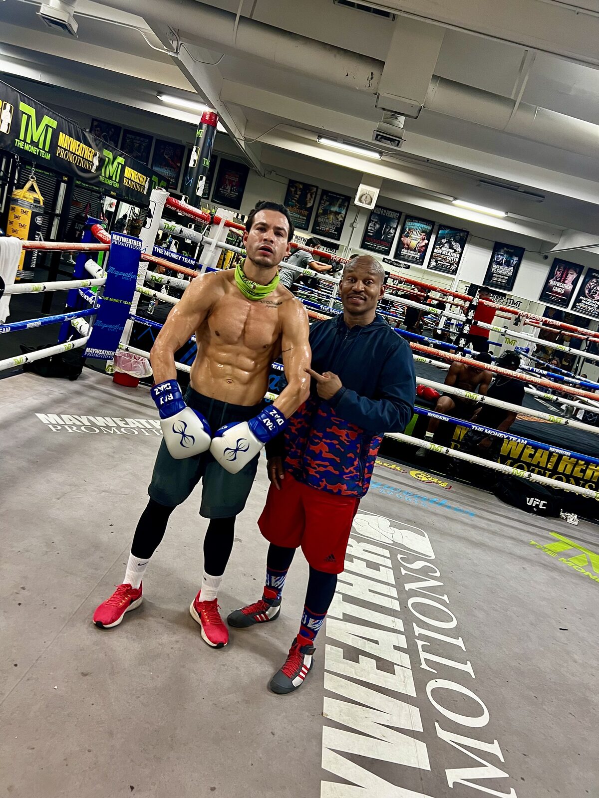 Ray Diaz training at Floyd Mayweather's TMT gym in Las Vegas